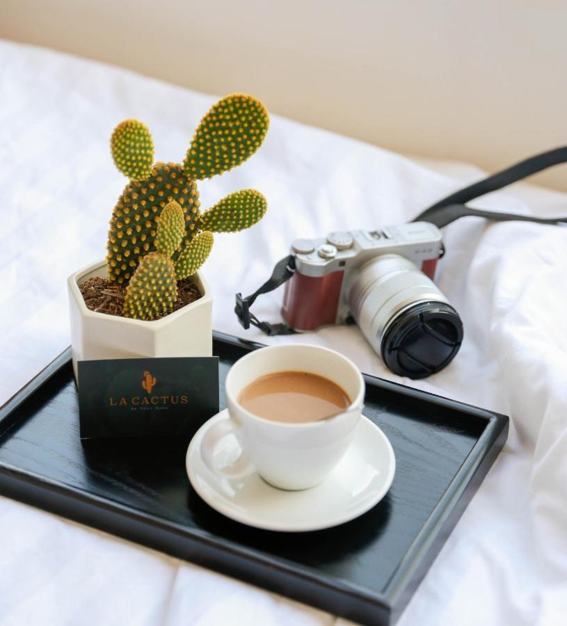 La Cactus Hotel 1 Куи Нхон Екстериор снимка