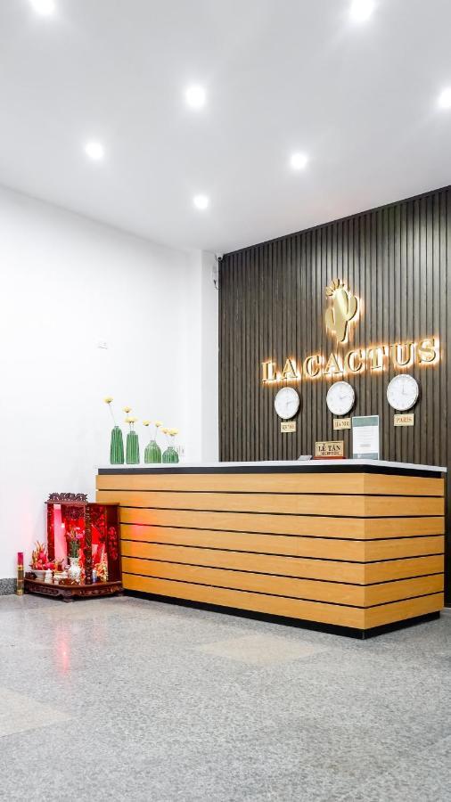 La Cactus Hotel 1 Куи Нхон Екстериор снимка