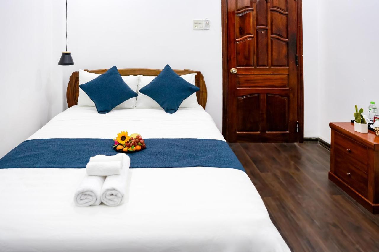 La Cactus Hotel 1 Куи Нхон Екстериор снимка