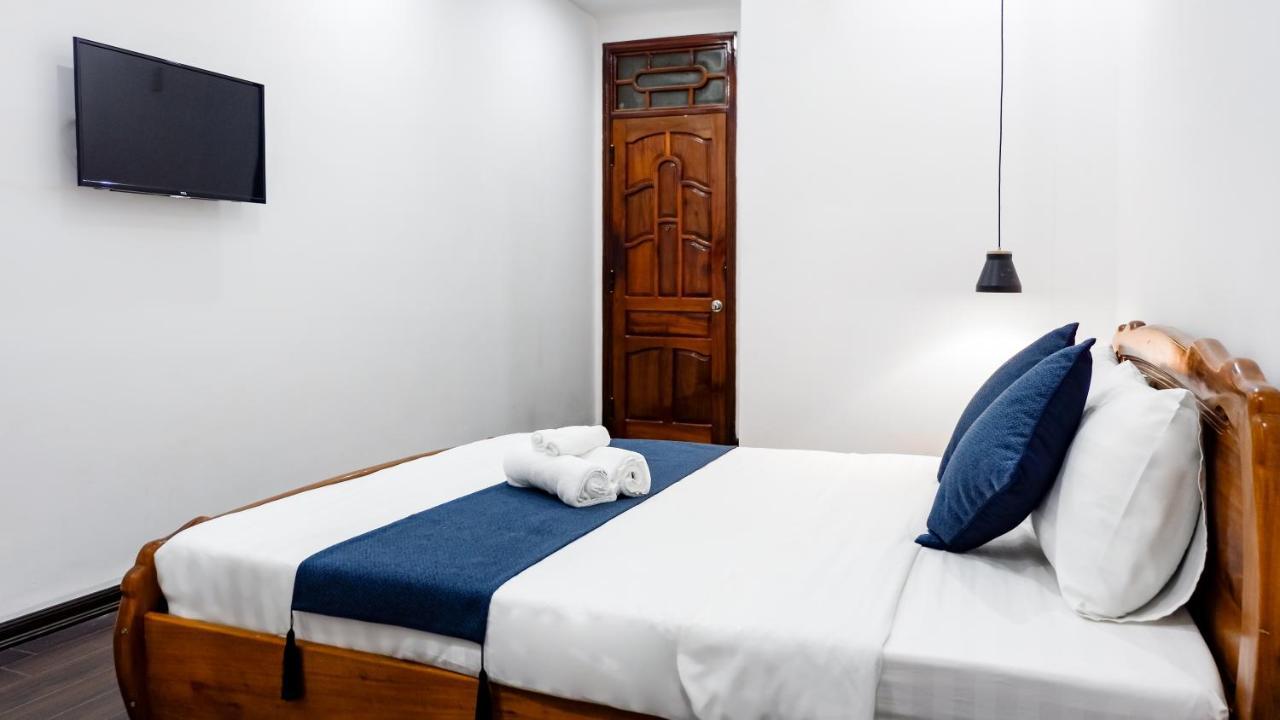 La Cactus Hotel 1 Куи Нхон Екстериор снимка